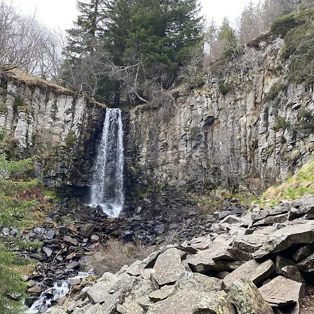 Longere 7 Personnes - 4 - 3 Sdb Orcival Feriehus *